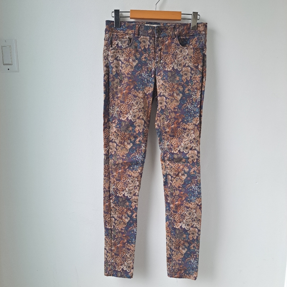 Zara tapestery print skinny pants